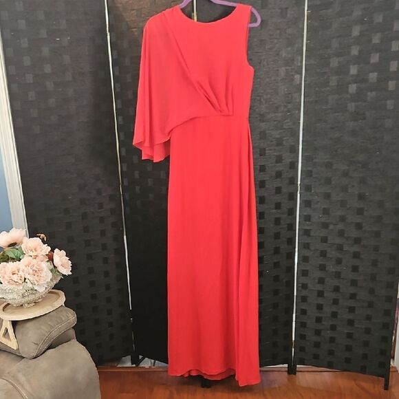 BCBGMaxAzria Eleanora Red Berry Maxi Gown Size 6 - Picture 3 of 13